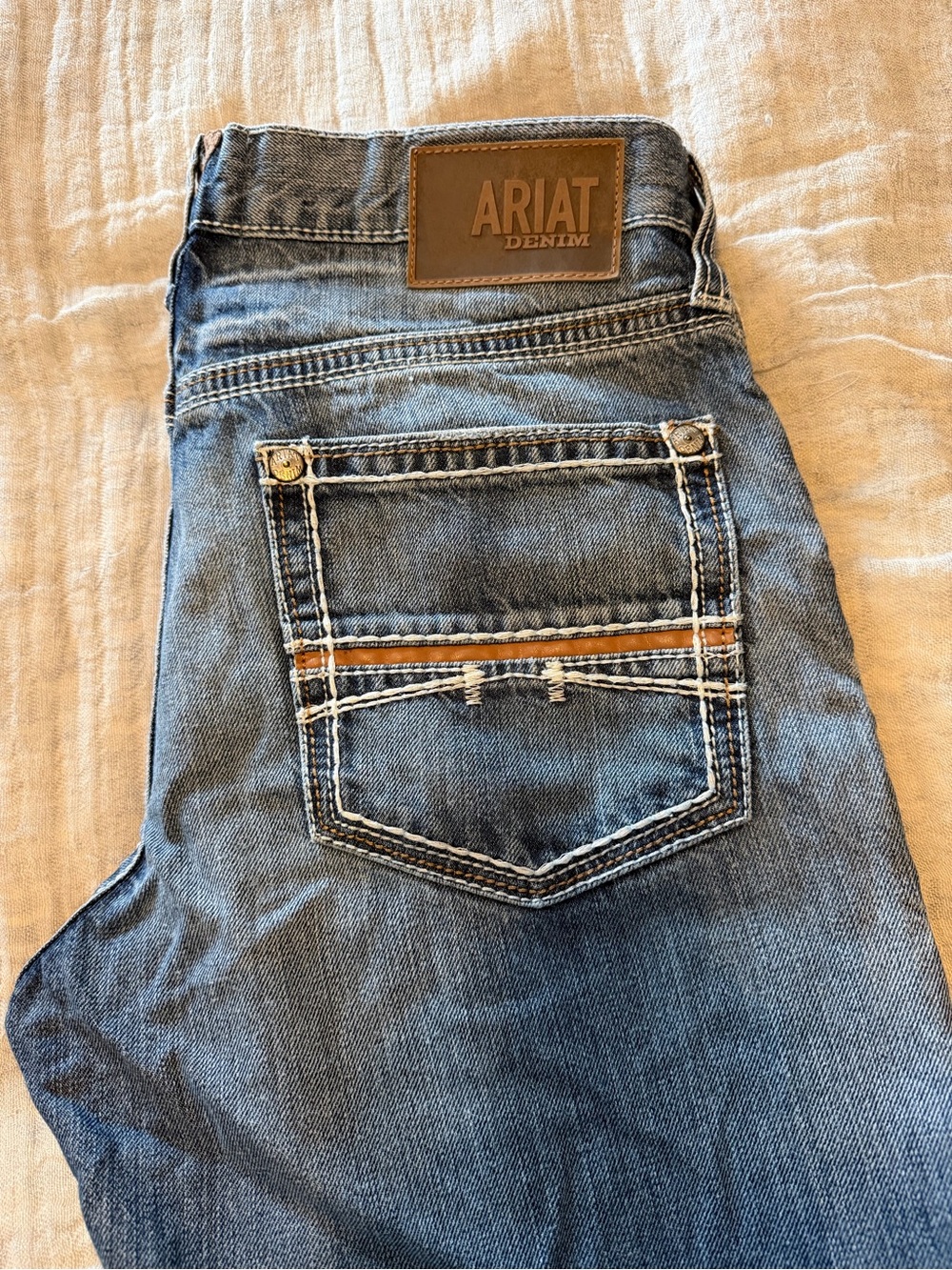 Ariat Men's Medium Blue Relaxed Denim Jeans with Contrast Stitching